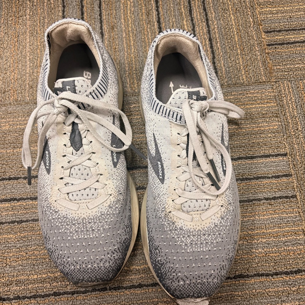 Brooks Elevate Athletic Shoes